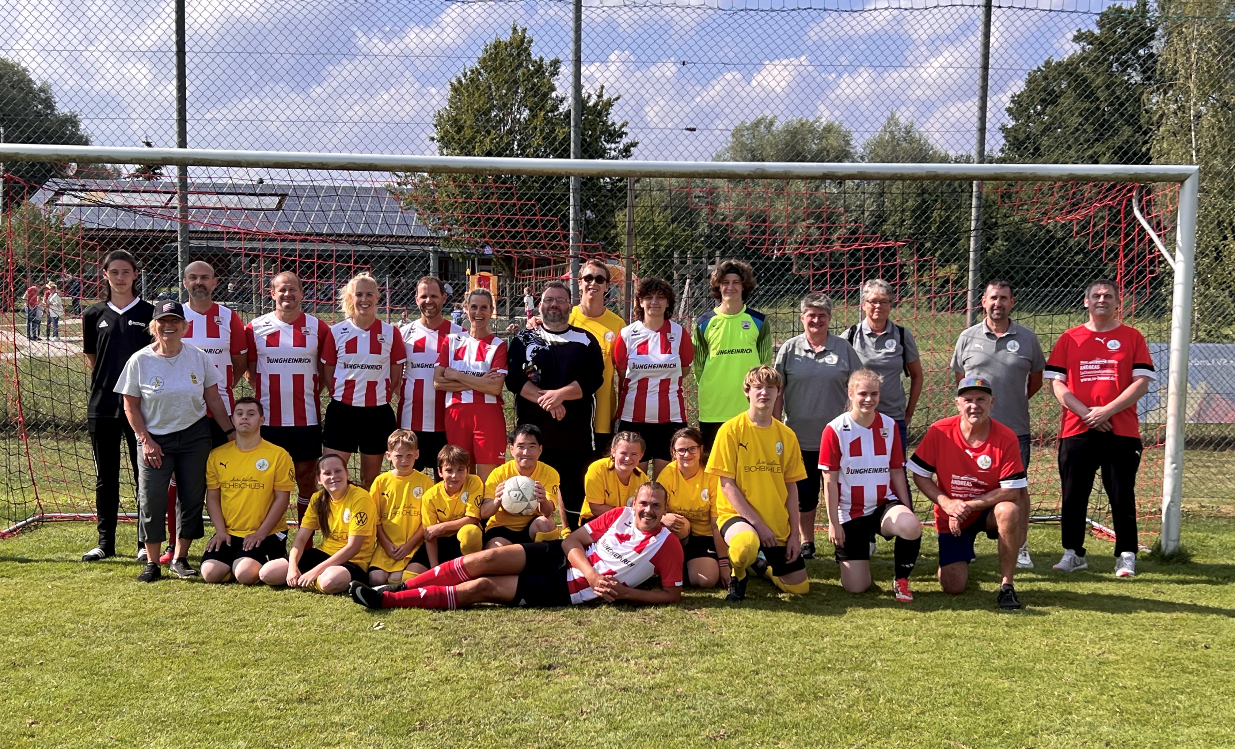 Inklusionsspiel mit dem Team Bananenflanke Landshut e.V. - Bild 1